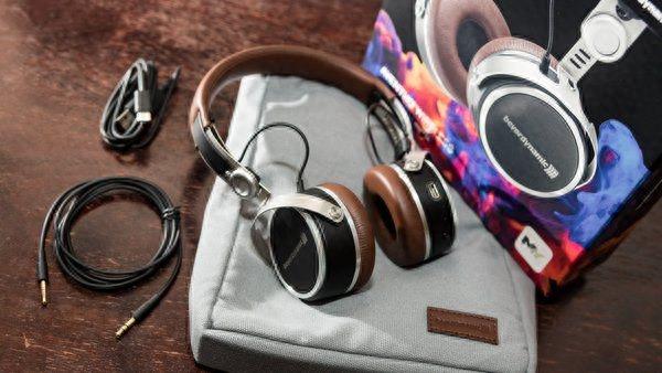 全球10大最顶级的耳机品牌，森海塞尔公认第一，铁三角排第二