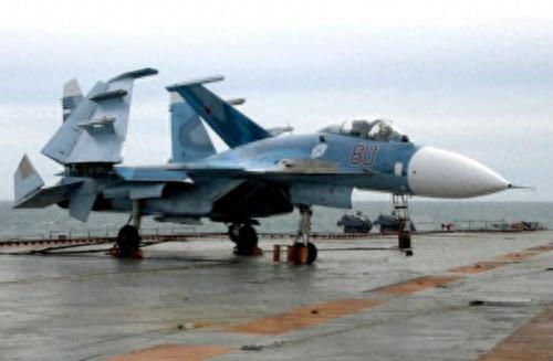 苏-33可折叠，世界唯一重型舰载战斗机