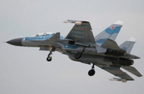 苏-33可折叠，世界唯一重型舰载战斗机