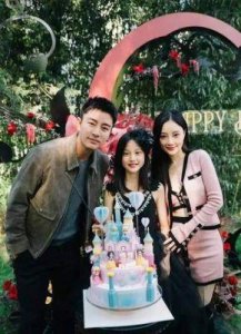 ​李小璐贾乃亮传复合，疑因公司涉税被查