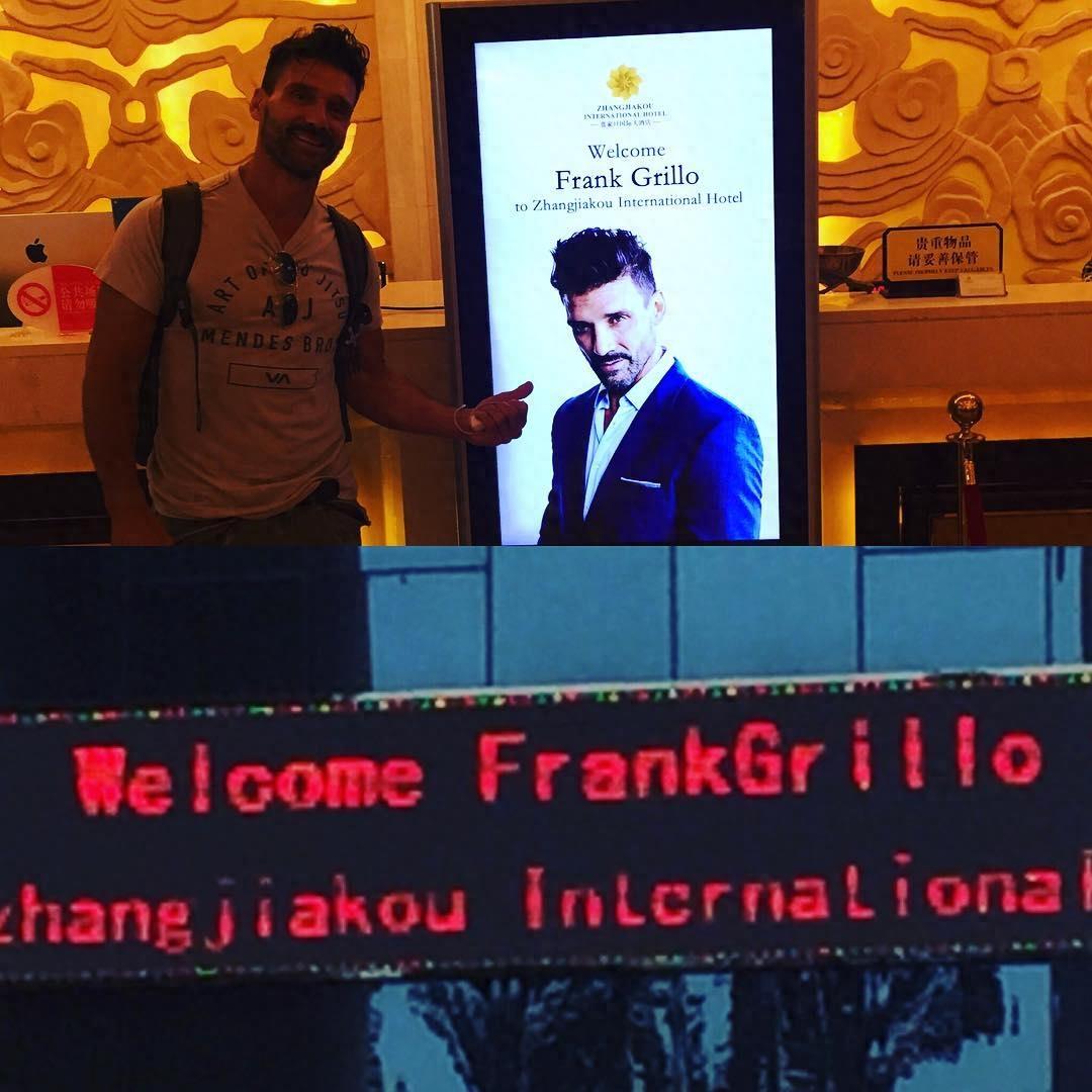 战狼2中的大反派弗兰克格里罗，这么帅却还要这么拼命