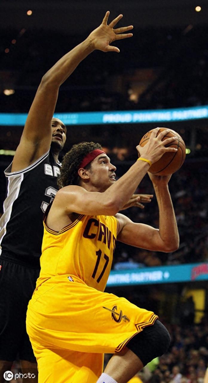 安德森·瓦莱乔（Anderson Varejao）