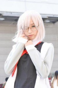 ​小鸟酱写真”工作室的内幕揭秘：从社交圈到丑闻背后的真相