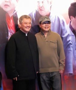 ​赵本山与范伟阔别多年，曾经的恩怨，一笑泯恩仇