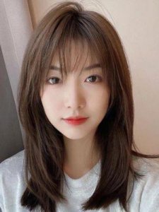 ​敖犬甜蜜发文正式领证结婚：感谢妻子发发的陪伴与支持