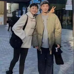 ​吴越恋情曝光，男方高大帅气