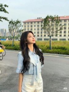 ​乐华旗下艺人陈昕葳参加《青春有你2》，紧急回国后运势逆风翻盘，成功走红！