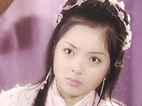 刘怡君：18岁演“庞飞燕”爆红，神隐6年归来大变脸让人痛惜