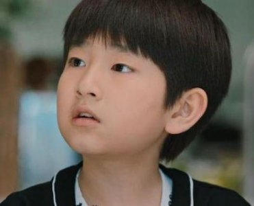 ​陈天雨的年龄是多少？自出道以来，他参与了哪些影视作品？