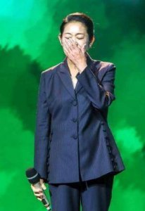 ​倪萍离世，为何许多网友难以接受？