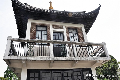 桂林公园，位于上海徐汇区，园内遍植20多种桂花树，又名黄家花园