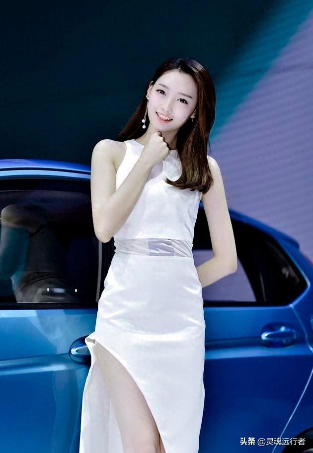 一个低调的美女，至今还没有自己的抖音号！