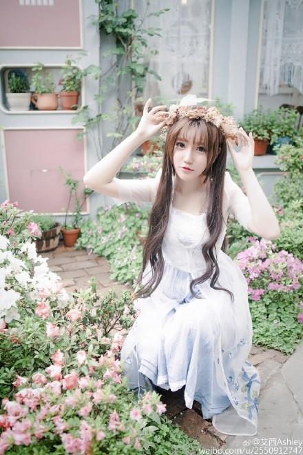 UZI曾经的绯闻女友艾西Ashley:清新宛如精灵!