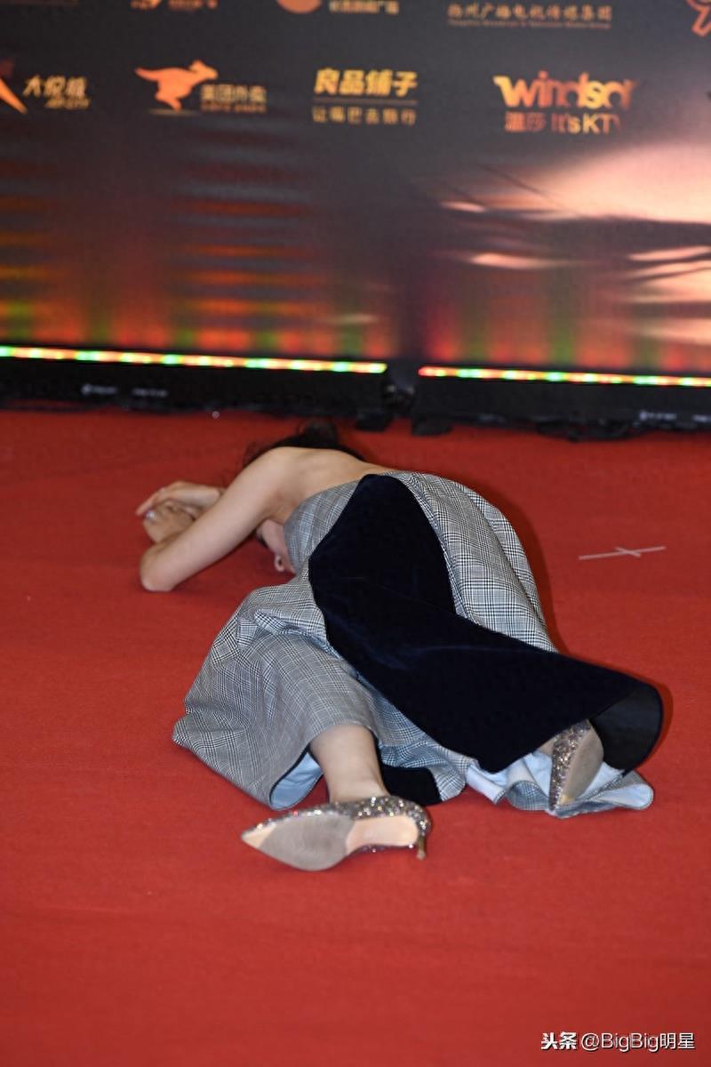 赵韩樱子在红毯上晕倒 尴尬的一次走红毯了