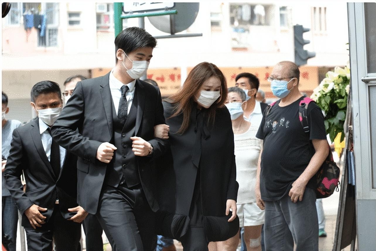 何超盈的老公是辛奇隆（哈佛学霸辛奇隆资料介绍）