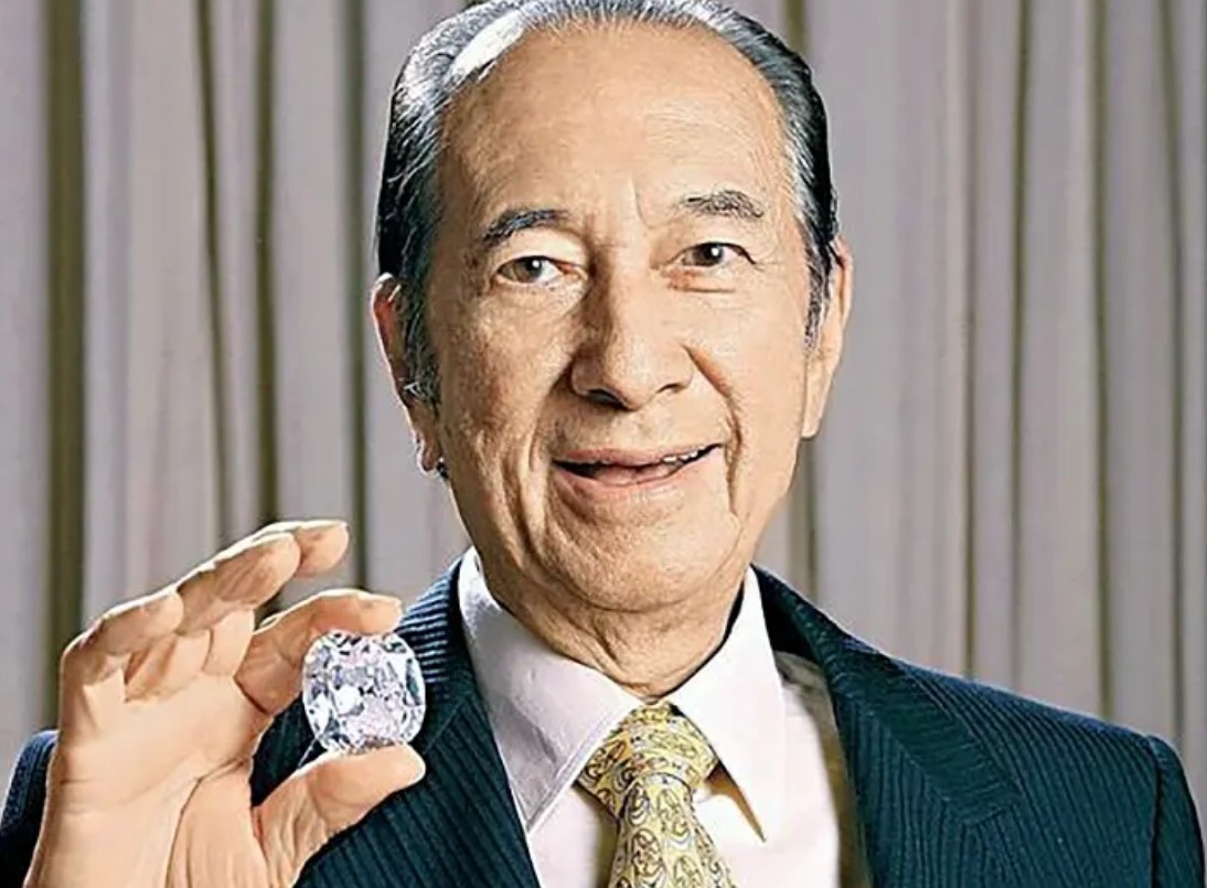 何超盈的老公是辛奇隆（哈佛学霸辛奇隆资料介绍）