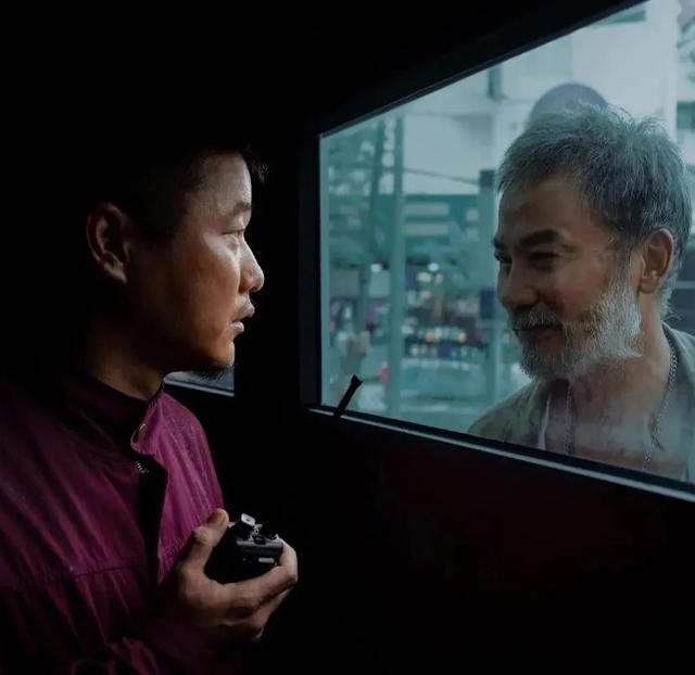 肖央称误杀2中沉浸式哭戏全靠真诚 2天2.4亿误杀2口碑爆棚(28)