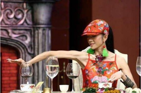 杨丽萍简历及个人资料简介(杨丽萍简历及个人资料简介)-图12 杨丽萍简历及个人资料简介(杨丽萍简历及个人资料简介)-图12