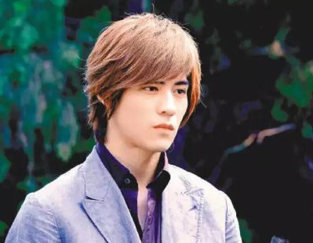 言承旭简历及资料（F4解散背后公司抽佣高）(14)