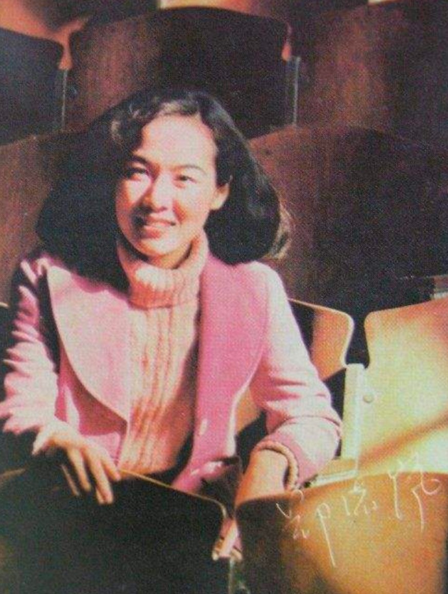 郑绪岚是哪里人（郑绪岚简历及个人资料简介 ）