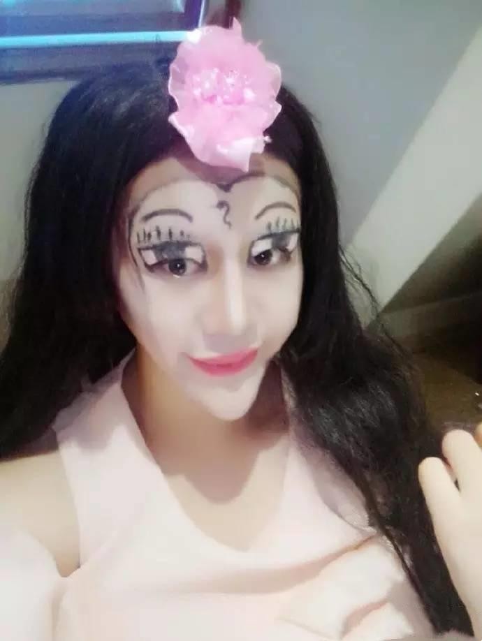 韩熙雅风油精事件是什么（ 揭网红韩熙雅荒唐事件）