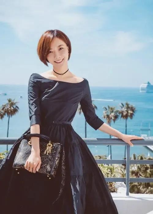 王珞丹个人资料简介及家庭背景（女明星王珞丹开豪车，她的生活过得很有品质）