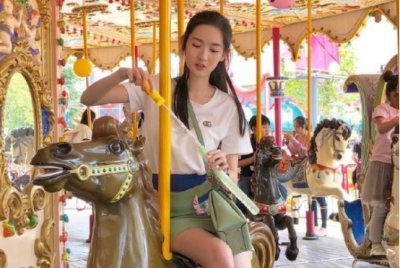 ​95后演员王玉雯，演绎不少角色并不知名，在表演方面颇为努力