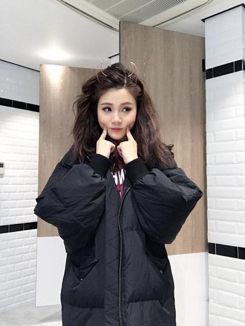 张可个人资料，二人转张可生活照,本文共（4544字）