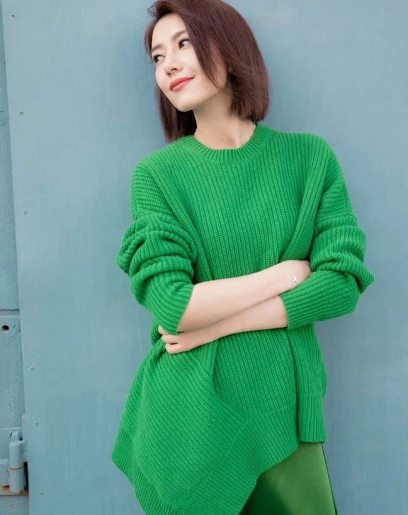 高圆圆到底有多会穿搭(瞧圆圆不穿牛仔裤有多迷人)