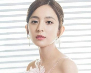 ​为何都讨厌古力娜扎五官长相分析面相不好?古力娜扎长相有攻击性