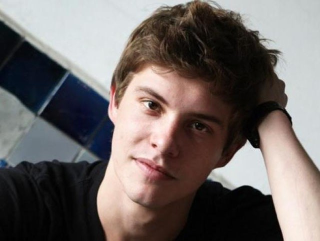 盘点欧美高颜值小鲜肉歌手（年轻欧美男歌手）