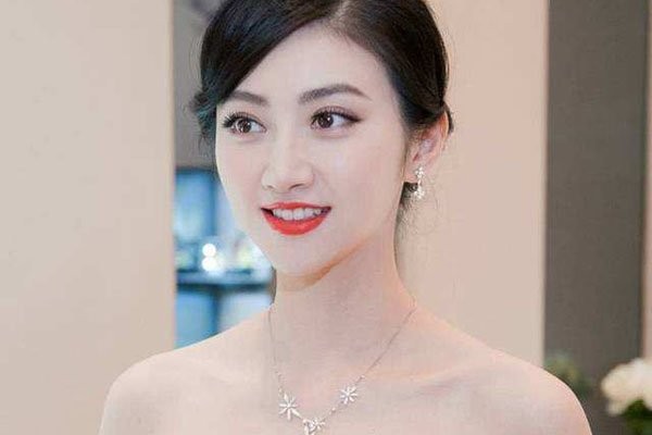 景甜后面大佬到底是谁 岭南王叶三少跟景甜