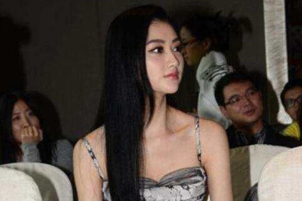 景甜后面大佬到底是谁 岭南王叶三少跟景甜