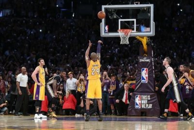 ​科比退役赛季高光表现（科比退役之战拿下60分）