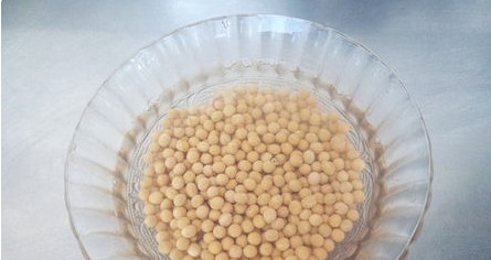 黄豆泡多久可以炒,黄豆烧鸭子黄豆要泡多久才能吃图4