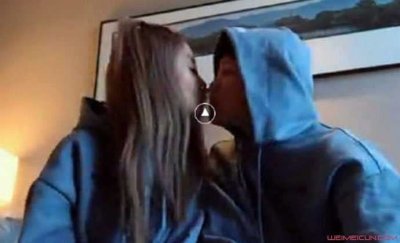 ​奇葩说星悦个人资料 星悦的家庭背景及上海男友引热议