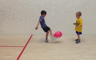 适合小朋友热身的运动游戏（让孩子玩到嗨还能锻炼身体）(6)