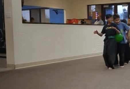 适合小朋友热身的运动游戏（让孩子玩到嗨还能锻炼身体）(17)