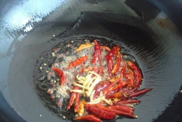 怎么炒羊肝好吃窍门,怎样煮羊肝嫩又好吃的图8