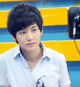 ​李炜托奶事件图片 苏醒前女友夏航燕劈腿