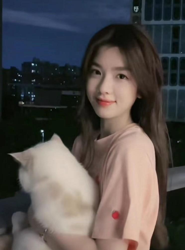 孙一宁的个人简介