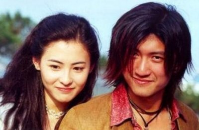 ​张柏芝谢霆锋离婚原因，张柏芝陈冠希吐舌合照