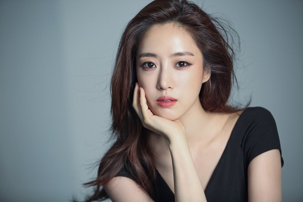 恩静跟谁结婚了