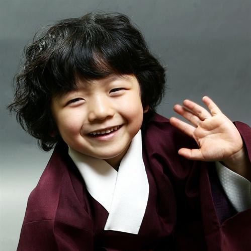 王锡玄快乐大本营精彩表演让人印象深刻