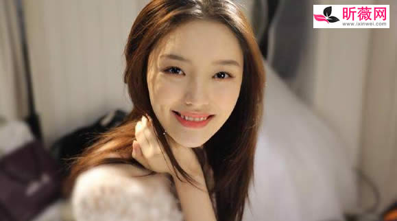 林允个人资料简介作品 林允和宋威龙在一起过?