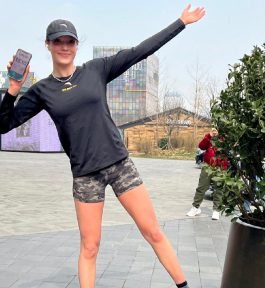 谷爱凌说只有不自信的人才会嘲笑别人