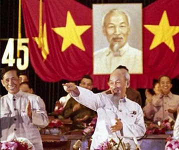 ​1978年越南五路大军横扫柬埔寨：侵略者？拯救者？