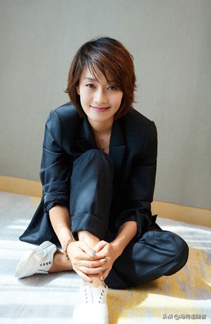 《奋斗》三大女主演现状,一个已离婚、一个深陷绯闻、一个仍单身