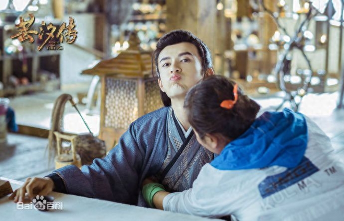 《芸汐传》幕后花絮，鞠婧祎超美，米热私下“超萌”