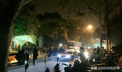 ​曾经的中国首富，网易创始人丁磊的创业史